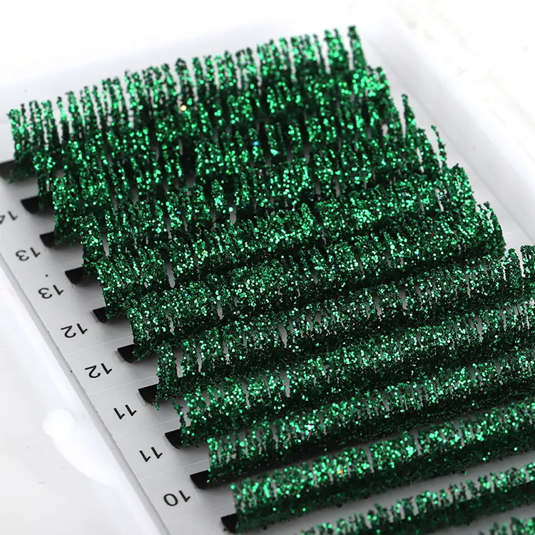 เหตุใดการต่อขนตา Green Glitter จึงกลายเป็นเทรนด์ความงาม?